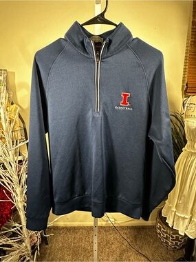 P62. Fennec Men's Navy Quarter-Zip Pullover with Red 'I' Basketball Logo